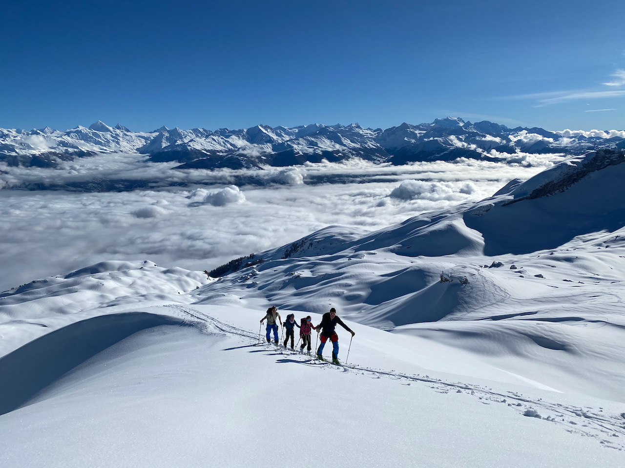we des groupes montagne au Simplon