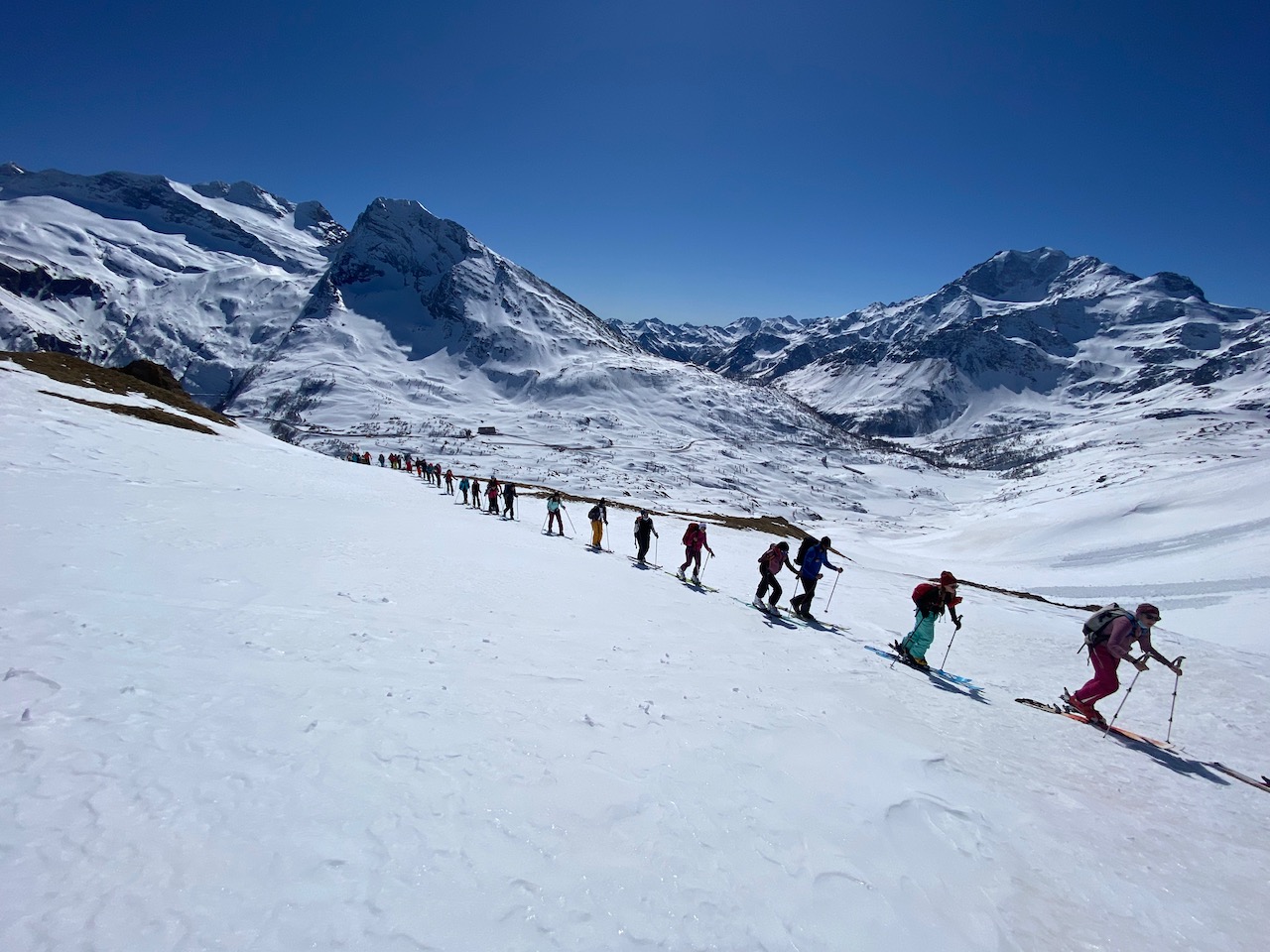 we des groupes montagne au Simplon